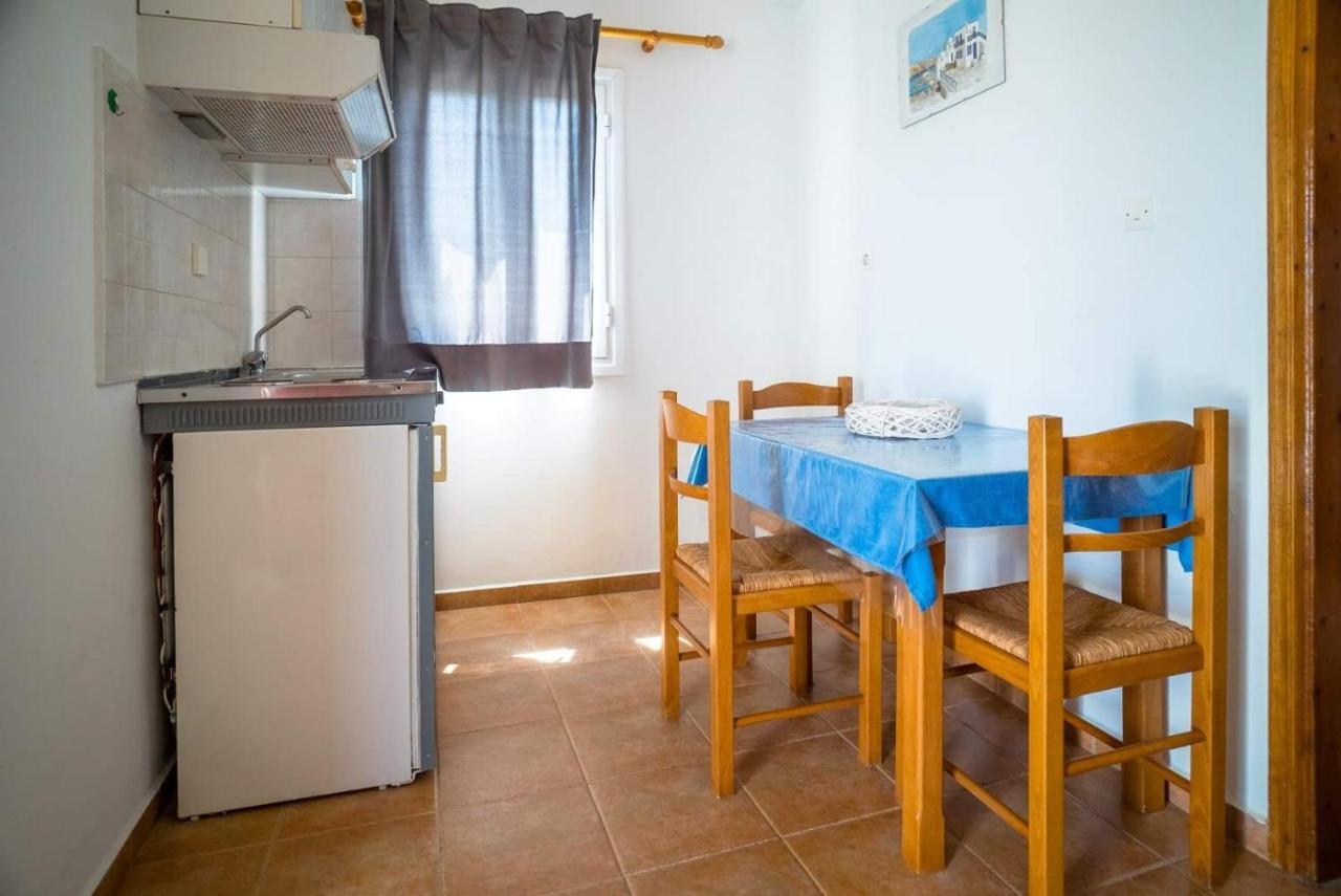 Armenaki Apartment อาโซลิมโนส ภายนอก รูปภาพ
